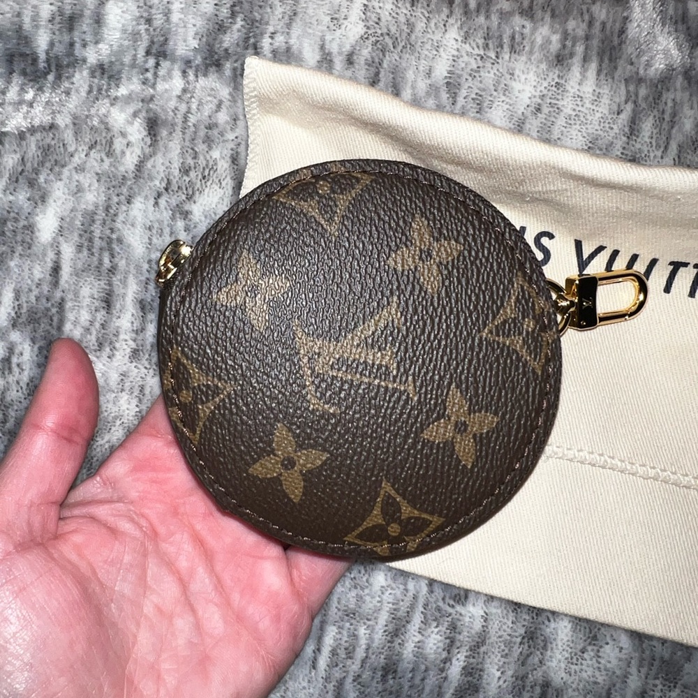 NEW LOUIS VUITTON MONOGRAM COIN WALLET ROUND MULTI POCHETTE COIN PURSE - Picture 7 of 14